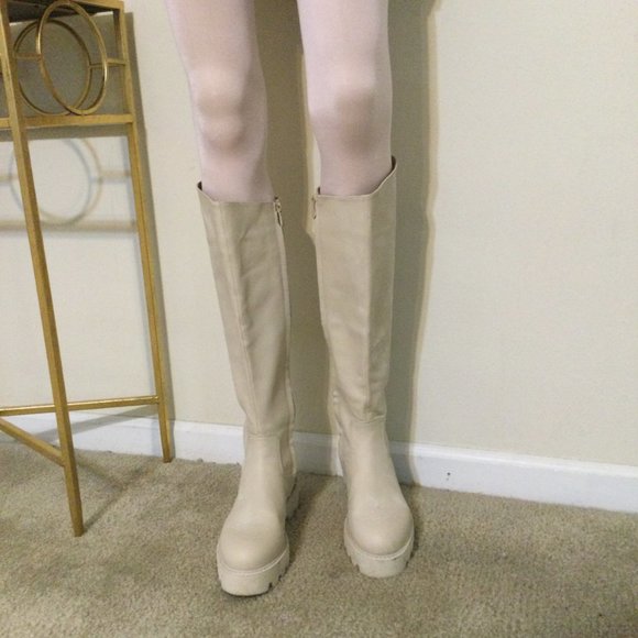 SIZE 8 FRANCO SARTO TALL LEATHER BOOT - Picture 13 of 14